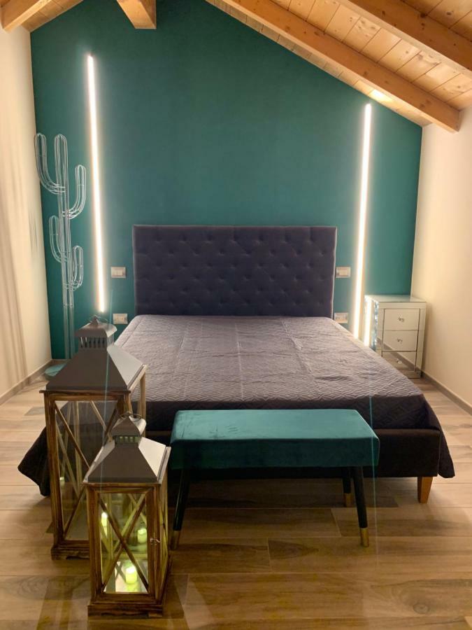 Palazzo Eugenia Suites Vasto Buitenkant foto